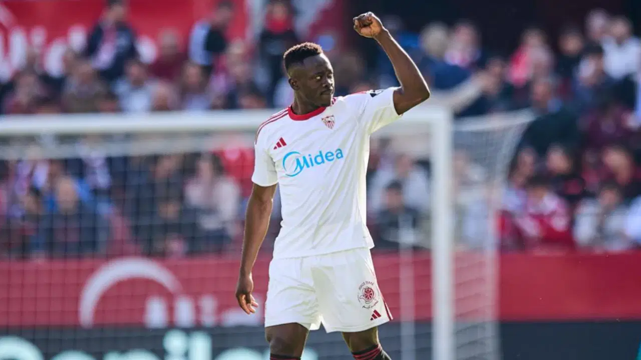 Sevilla 10 kişi kalan rakibine acımadı!