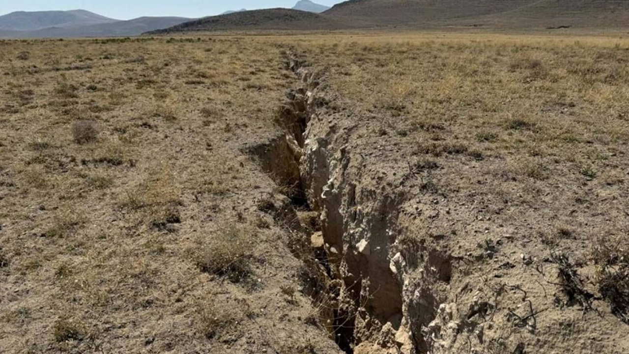 İki ilçenin de sınırlarını kapladı: Konya'da endişelendiren görüntü