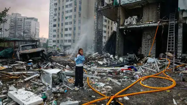 Rusya’dan Kiev’e füze ve İHA saldırısı: En az 11 kişi öldü