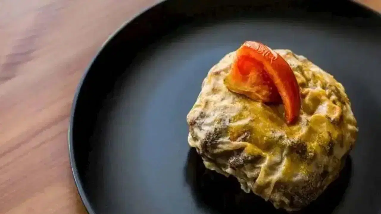 Zahmetsiz ihtişam: Hazır yufka ile şipşak Sultan Kebabı tarifi...