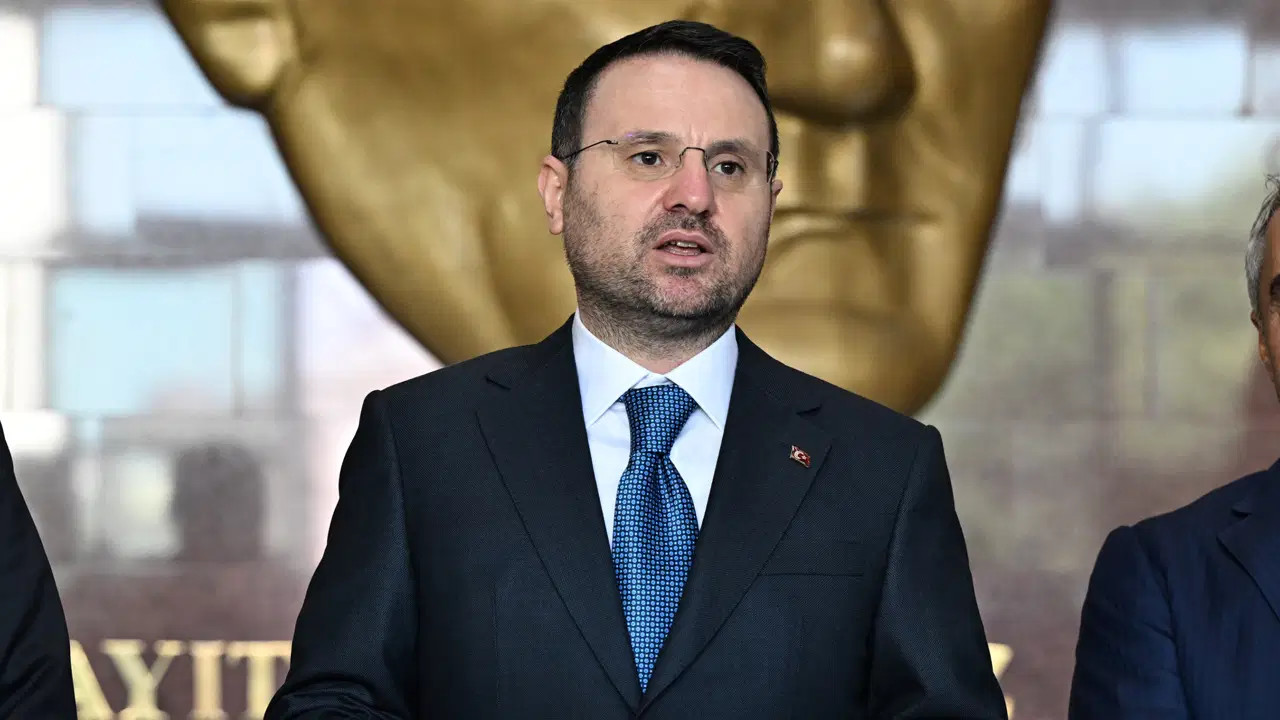 Akın Gürlek'ten yeni 'çerçeve yasa' açıklaması: 'Ülkemiz için bembeyaz bir sayfa açılacak'