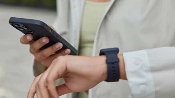 Akıllı cihazlar kaygıyı büyütüyor: ‘Takıntı haline gelebilir’