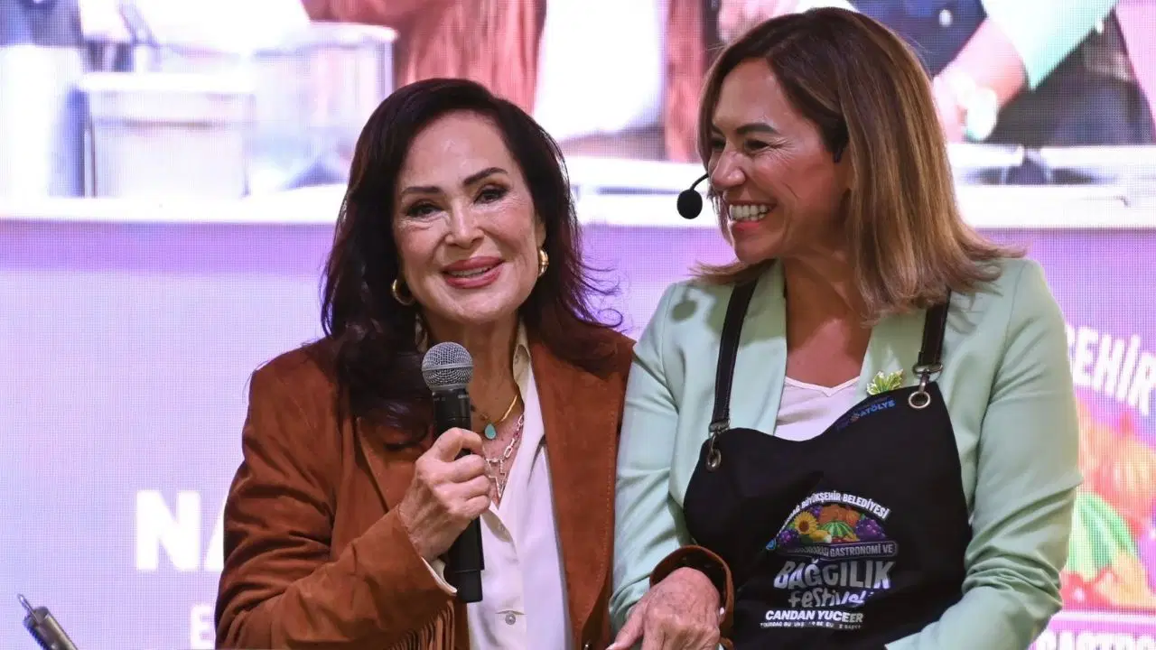 Tekirdağ’da 1. Uluslararası Gastronomi ve Bağcılık Festivali başladı: Türkan Şoray mutfağa girdi
