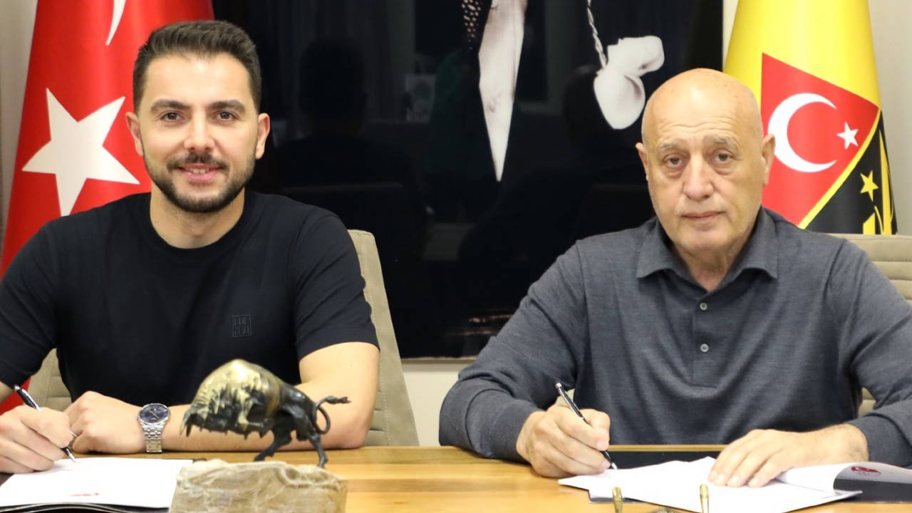 İstanbulspor'da yeni dönem: 5 yıllık imza atıldı!