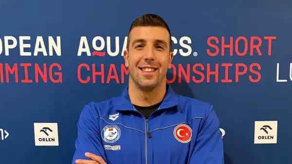 Milli yüzücü Emre Sakçı, Avrupa ikincisi! 