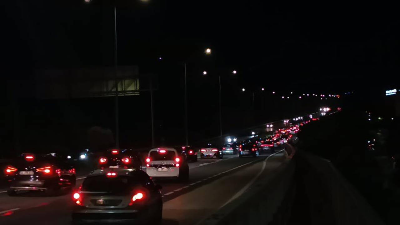 Tekirdağ-İstanbul yolunda dönüş yoğunluğu: Akşam saatlerinde zirve yaptı