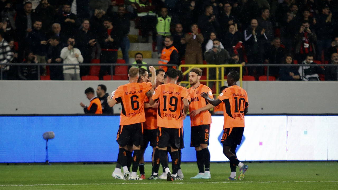 Çorum FK, Çaykur Rizespor karşısında 2 golle güldü