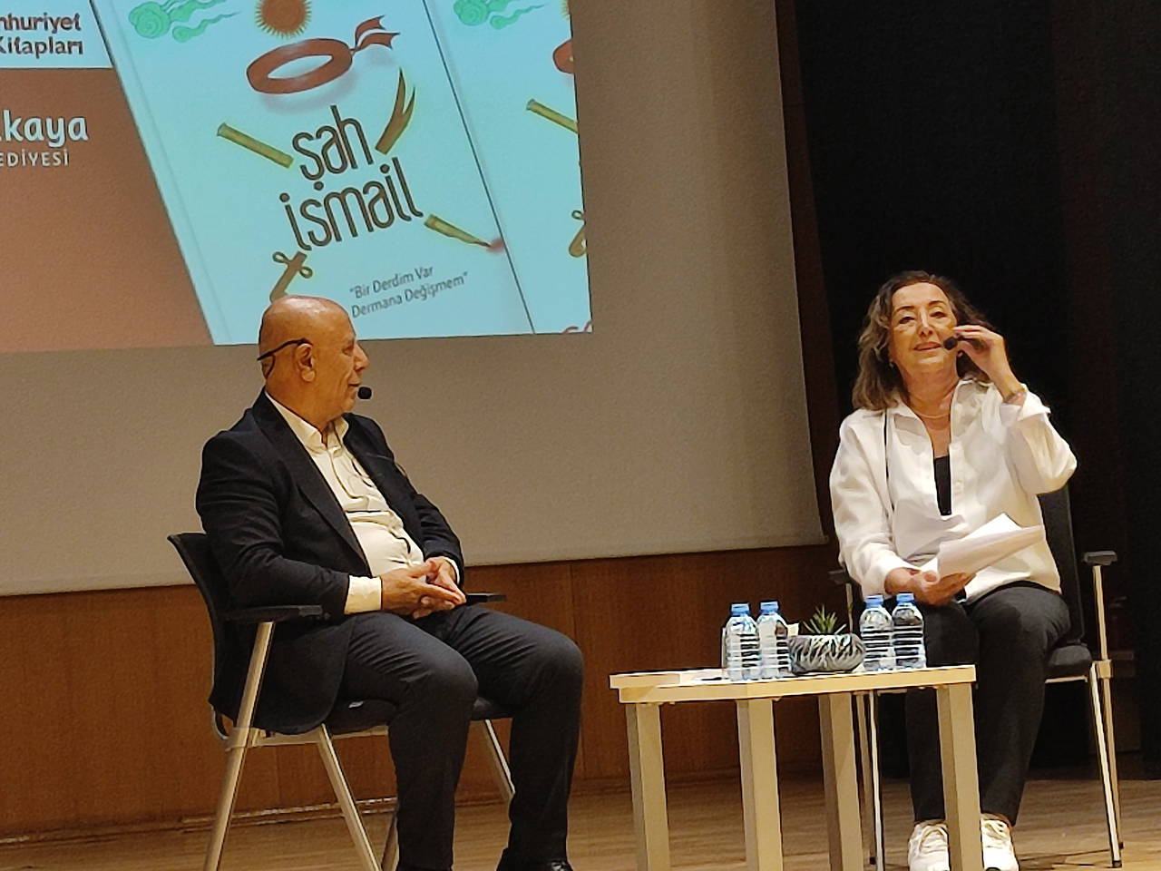 Yüksel Işık'ın yeni kitabı Şah İsmail'in imza günü yapıldı