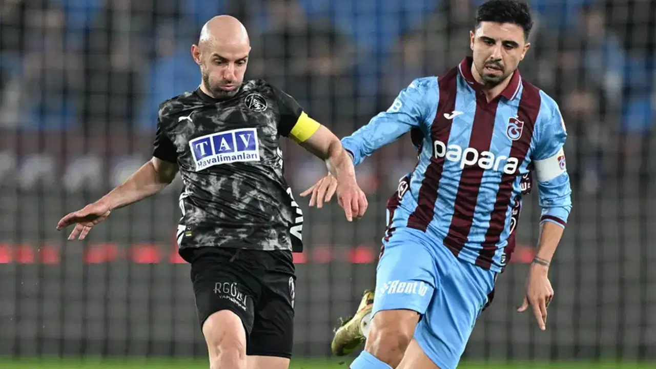 Efecan Karaca, Sarıyer'e transfer oldu