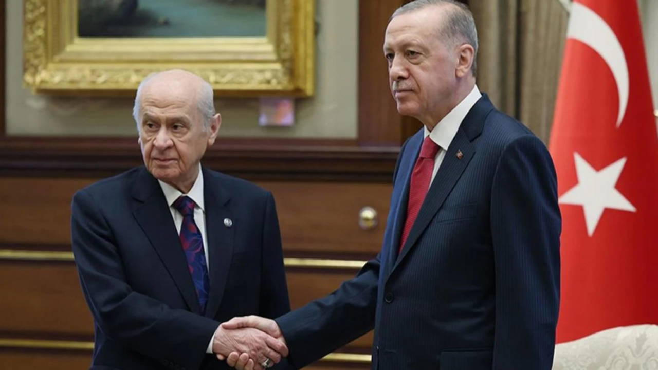 'Cumhur İttifakı'nda çatlak' iddiası... AKP Sözcüsü Ömer Çelik'ten açıklama geldi!