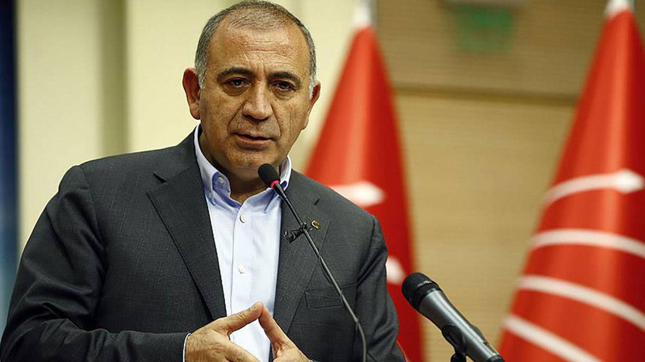 CHP İstanbul İl Başkanlığı'na kayyum olarak atanan Gürsel Tekin bu sefer saat verdi: 'O koltuğa oturacağım'