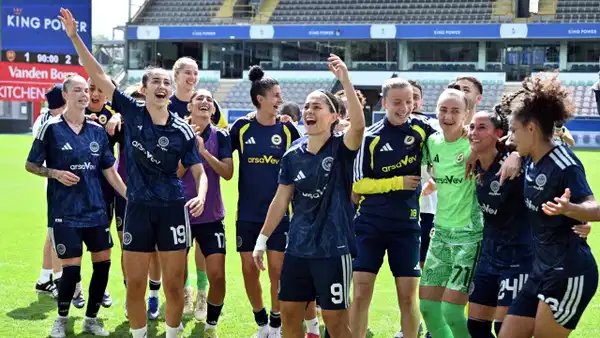 Fenerbahçe arsaVev UEFA Şampiyonlar Ligi'nde 2. eleme turu finaline yükseldi!
