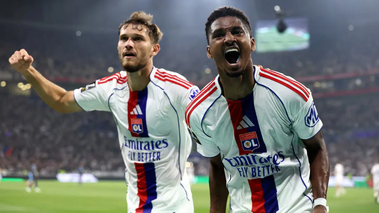 Lyon'dan Avrupa Ligi'nde 2'de 2!