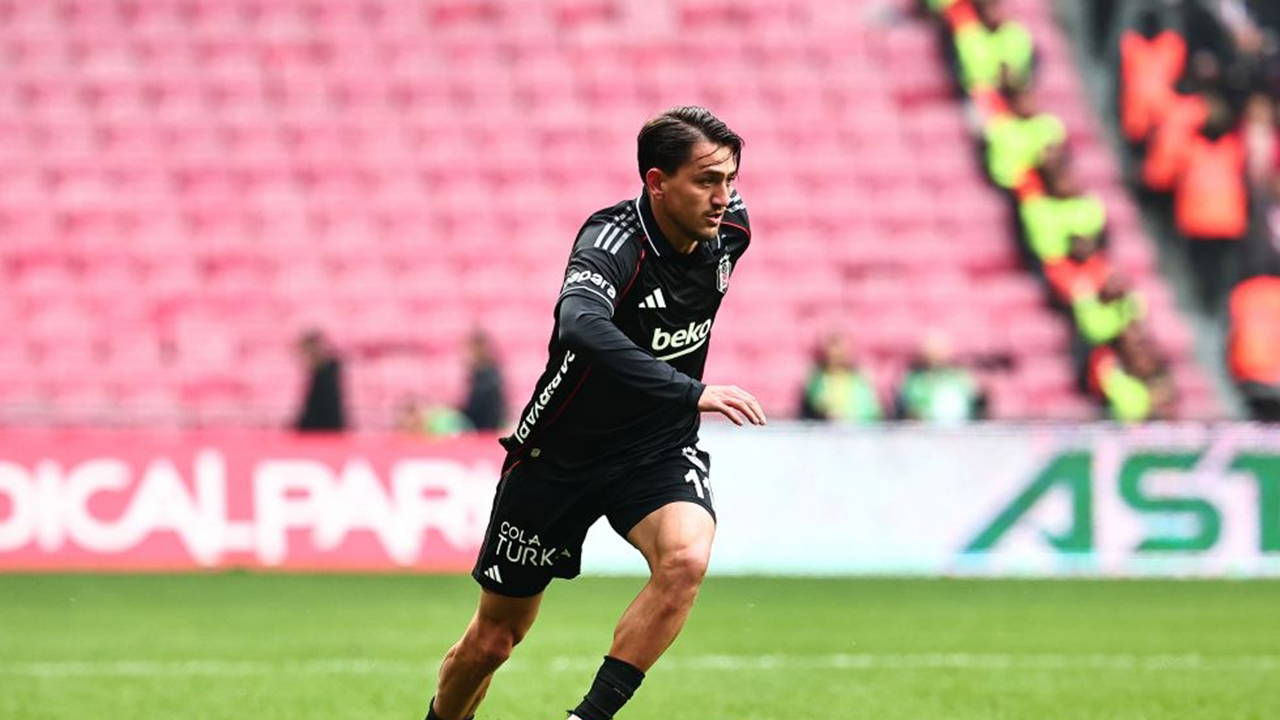 Cengiz Ünder'in performansına sert eleştiri: 'İyi ol diye uğraşıyoruz ama...'