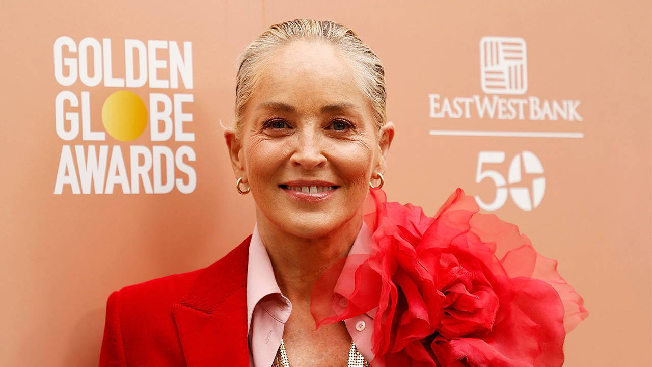 Sharon Stone’un kraliyet itirafı: 'Soyumuz imparatora dayanıyor ama biz ahırda büyüdük'