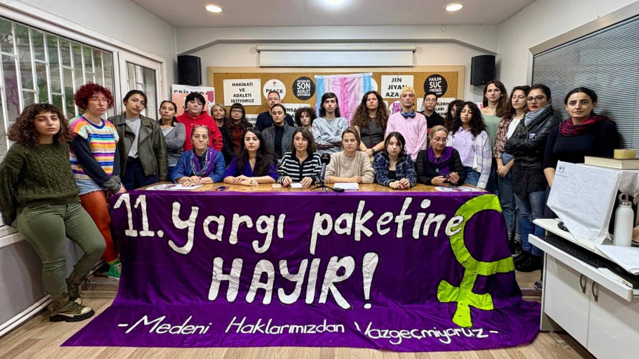 11. Yargı Paketi protestoları sürüyor: 'Yasaklara da çıplak arama işkencesine de alışmayacağız'