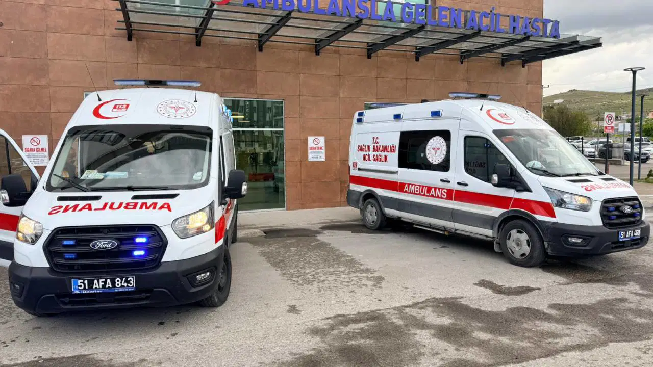 Aynı firmadan yemek alıyorlardı: İki işletmede 41 kişi hastaneye kaldırıldı