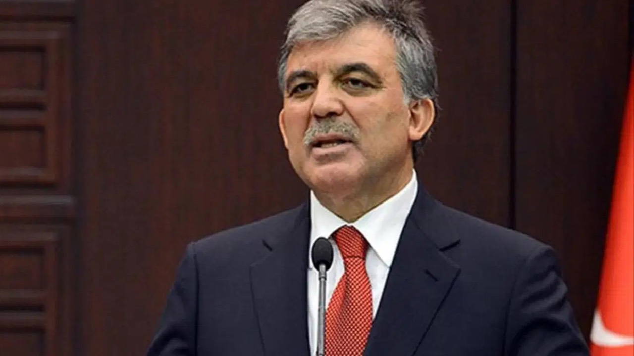 Abdullah Gül'den  dolandırıcılık içerikleri hakkında şikayet 