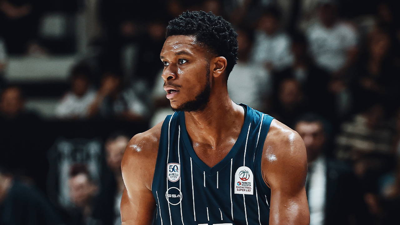 Anadolu Efes'te sakatlanan PJ Dozier, 4-6 hafta sahalardan uzak kalacak