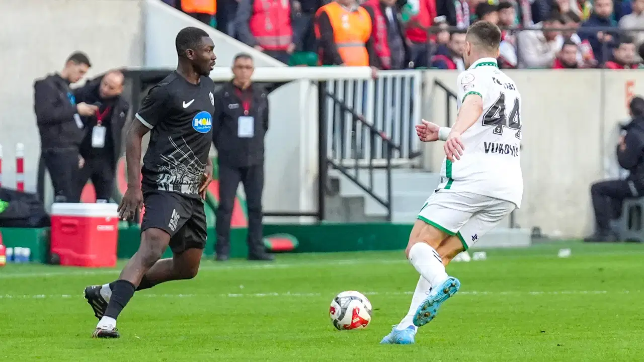 Sakaryaspor'un 8 maçlık hasreti dinmedi!