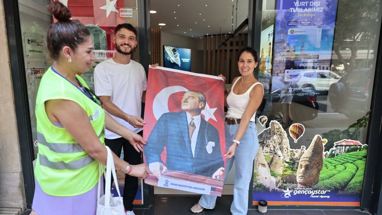 Konak Belediyesi’nden esnafa 30 Ağustos hediyesi