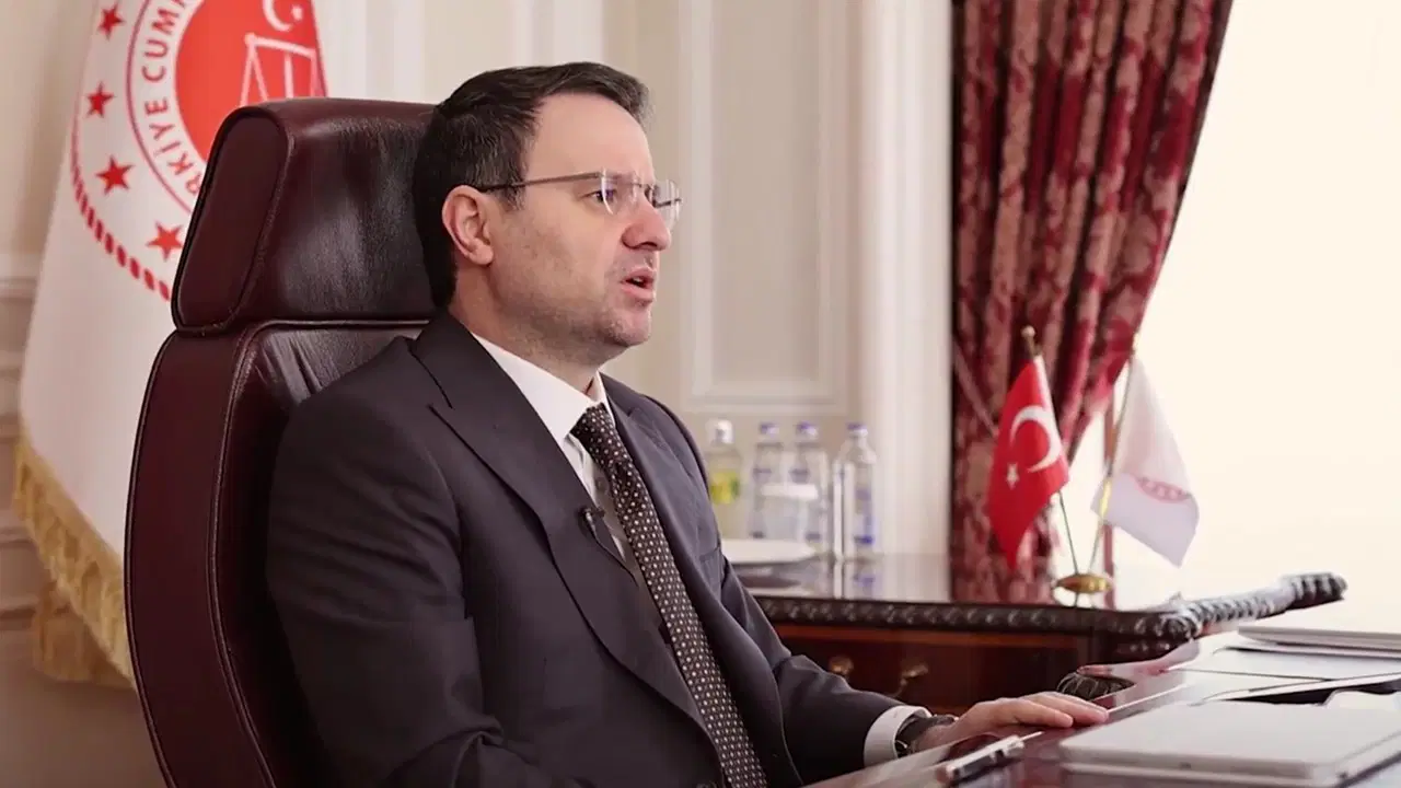 Akın Gürlek'ten hâkim, savcı ve avukatlara videolu mesaj