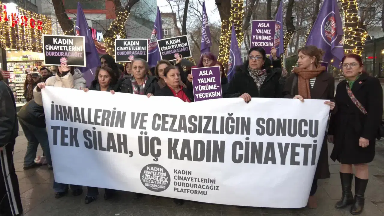 Ankara'da üç kadının öldürülmesine tepki: 'Bu cinayetler önlenebilirdi'