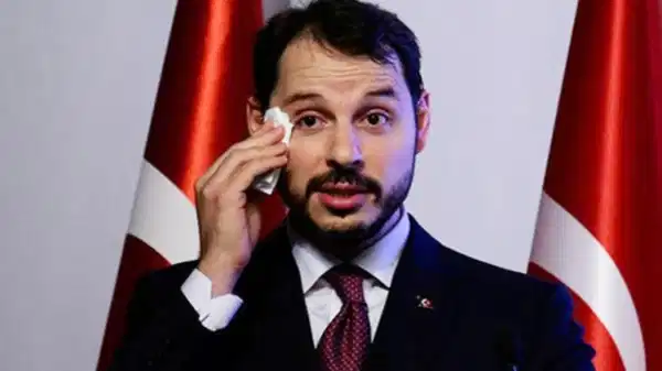 Yandaş yazarın ekonomi eleştirisinde dikkat çeken 'Berat Albayrak' ayrıntısı: 'Bu konuyu yıllar önce...'