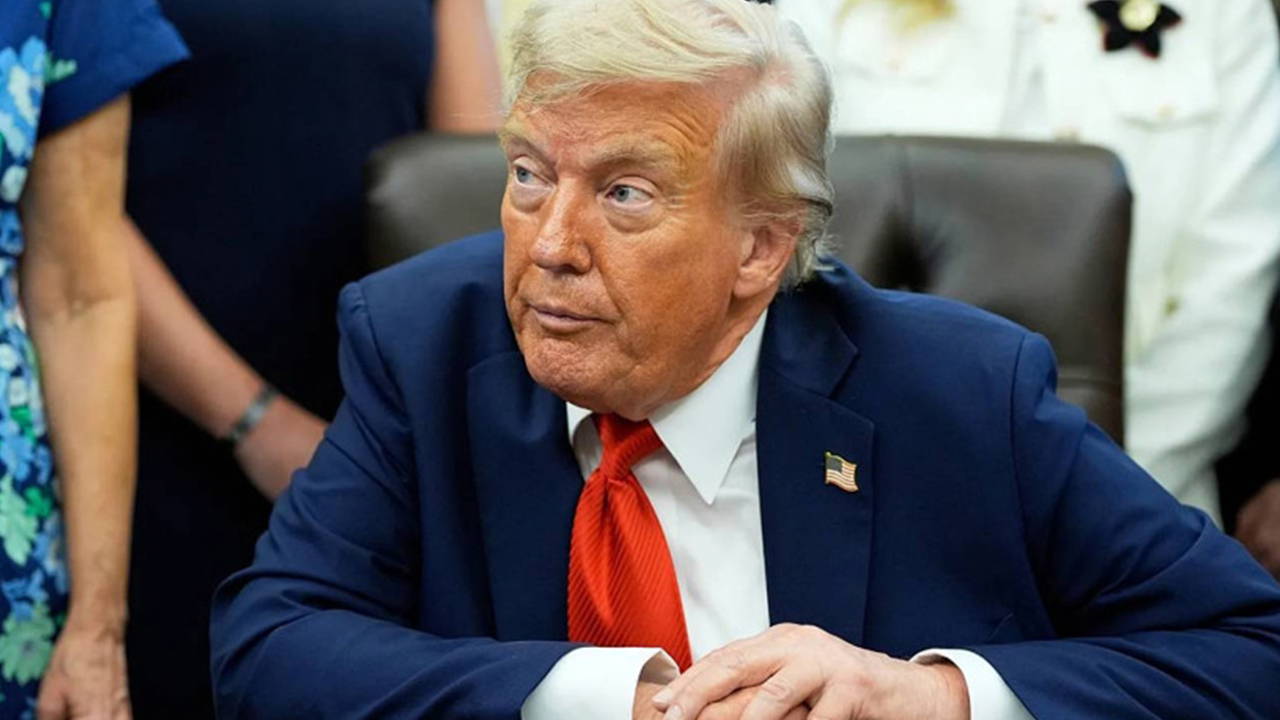 ABD'de hükümetin kapanmasının ardından Trump hedef alındı