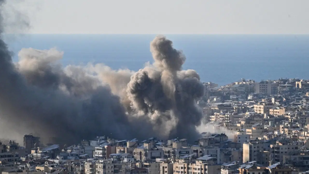 Patlama sesleri duyuldu, bölgeden dumanlar yükseldi...