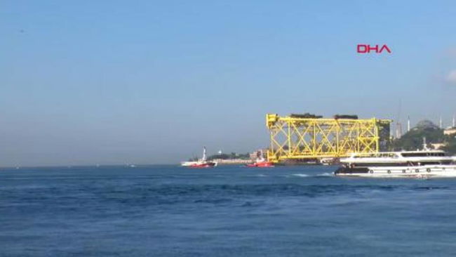 350 metrelik dev platform İstanbul Boğazı'nda
