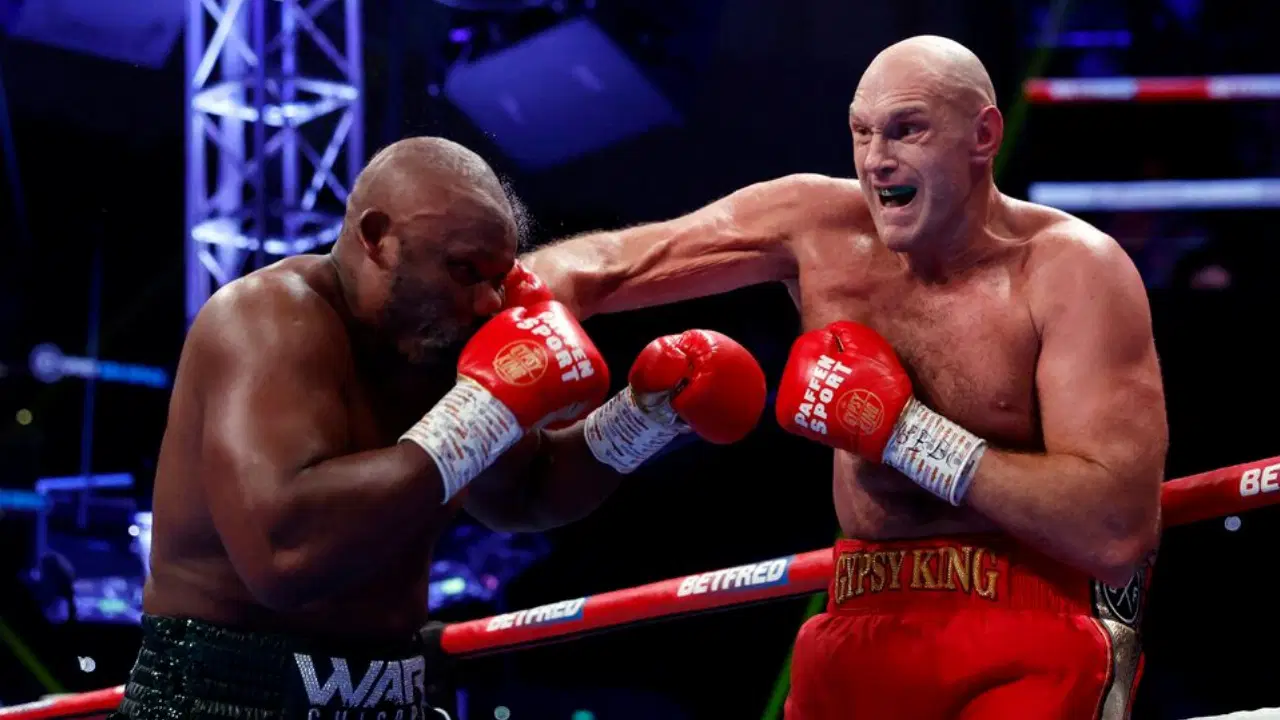 Tyson Fury'den ringlere geri dönüş açıklaması!