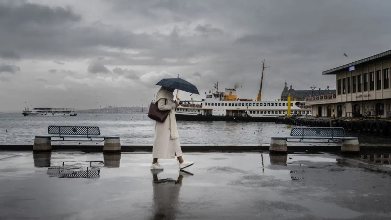 İstanbulluları Dikkat! Hafta Sonu Hava Durumu Şaşırtacak mı?