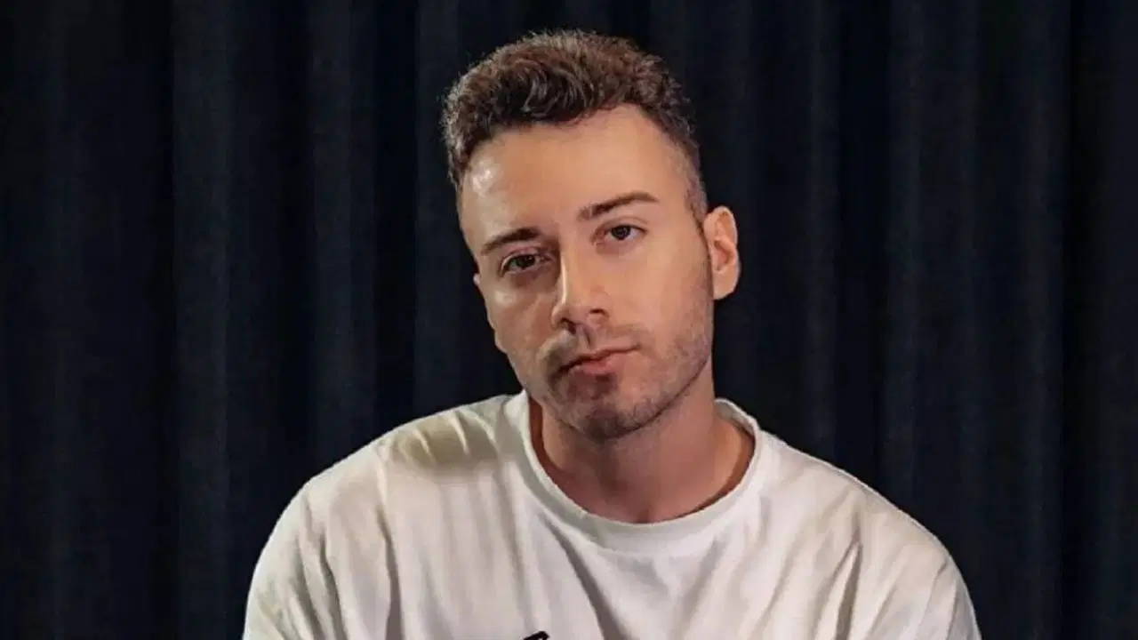 Hasan Can Kaya, Reynmen ve Çakal gözaltındaydı... Hakkında yakalama kararı çıkartılan Enes Batur’dan ilk açıklama