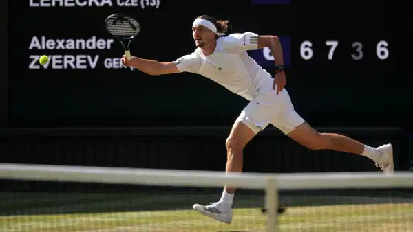 Alexander Zverev Wimbledon'da çeyrek finalde!