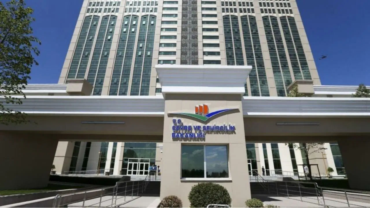 Halk İskelesi yıkılıyor