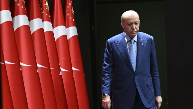 Gözler Kabine Toplantısı'nda...