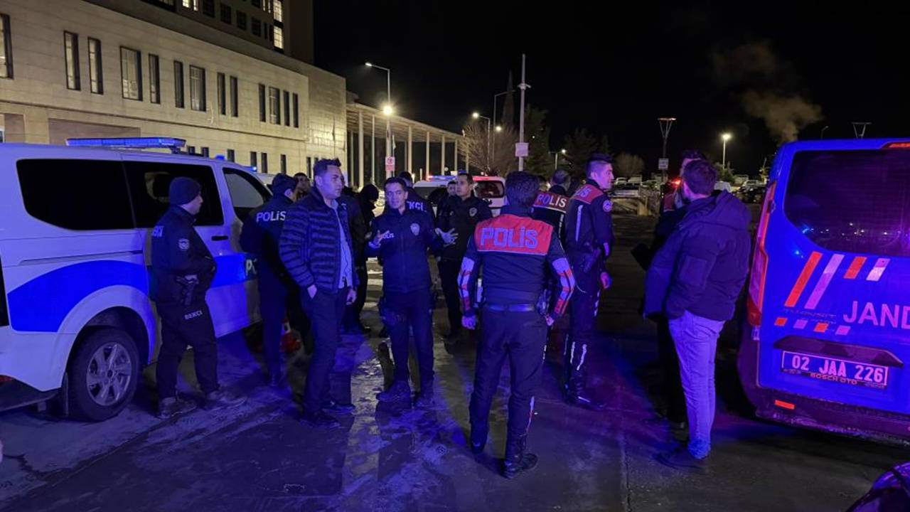 Yaralı yakınları hastanede birbirine saldırdı