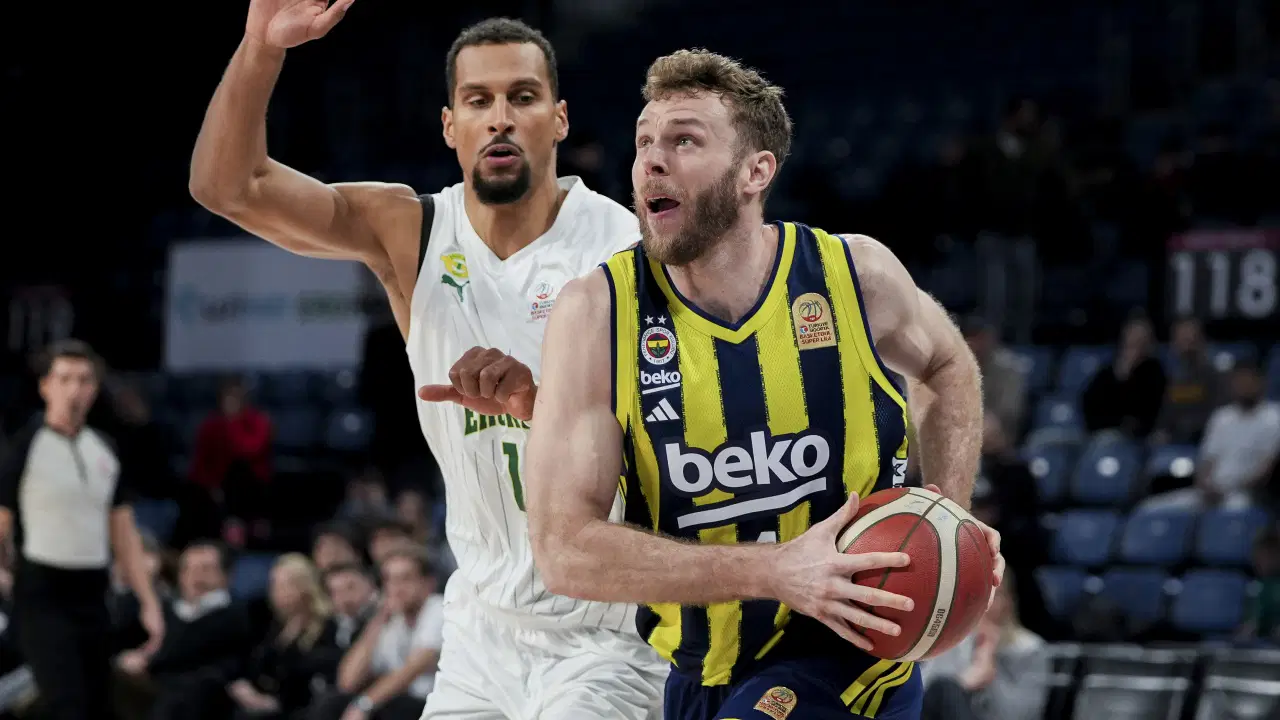 Fenerbahçe Beko'da Nicolo Melli ameliyat oldu!