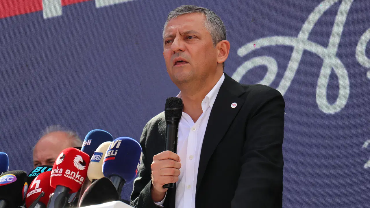 Özgür Özel'den 'yeni bir yol' açıklaması: 'Arkamdan gelenlere helal olsun'