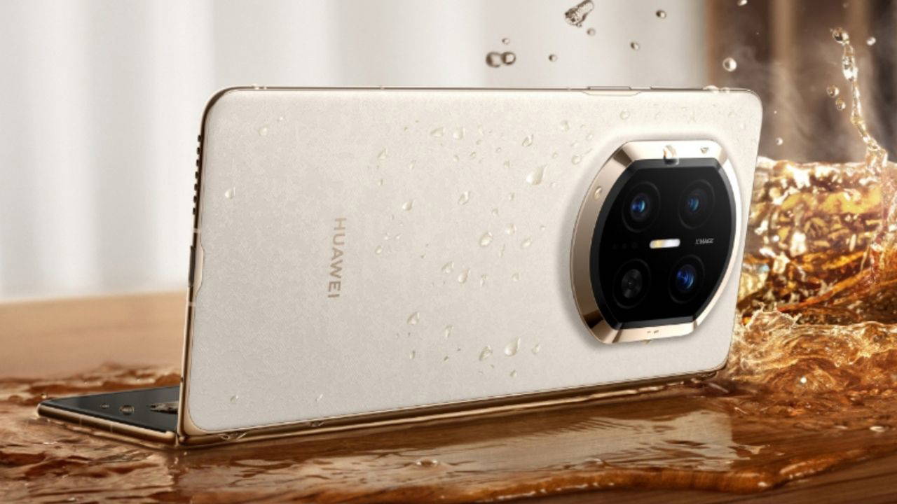 En güçlü katlanabilir ekranlı telefonlardan biri Huawei Mate X7 tanıtıldı