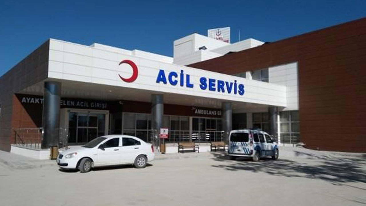 Saman balyaların altında kalan çiftçi hayatını kaybetti