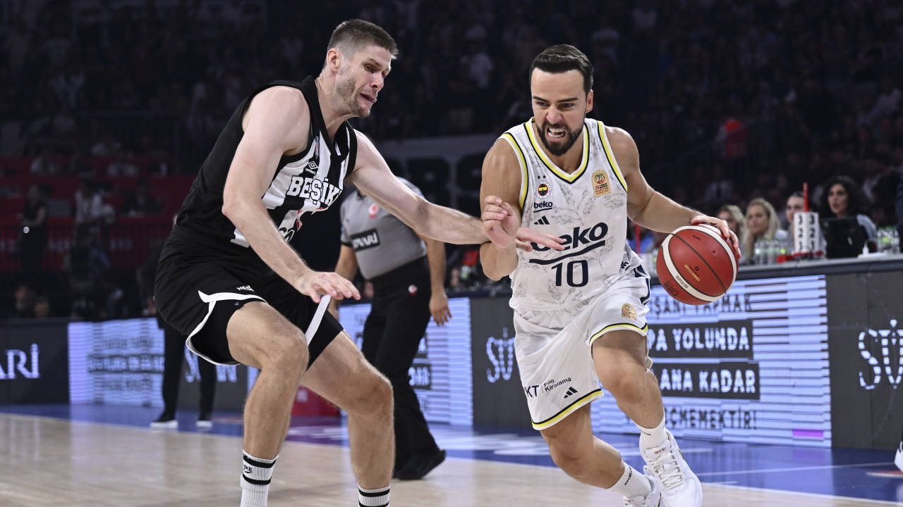 Dev finalde kazanan Fenerbahçe Beko: 8. kez kupayı müzesine götürdü!