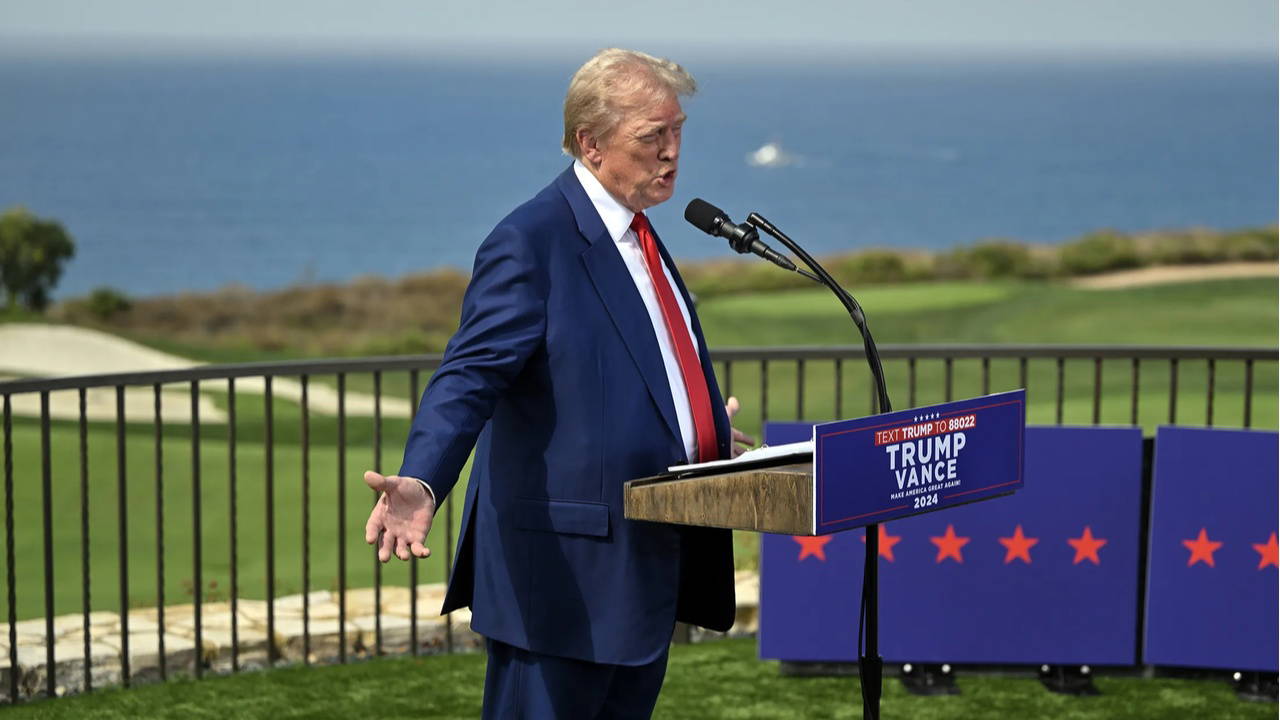 Trump'tan bayrak yakanlara hapis cezası önerisi