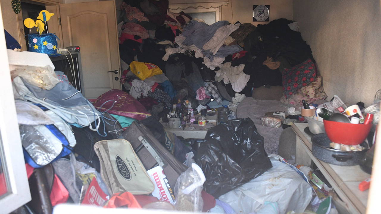 Ordu’da çöp ev operasyonu: 6 saatte 20 kamyon atık çıkarıldı