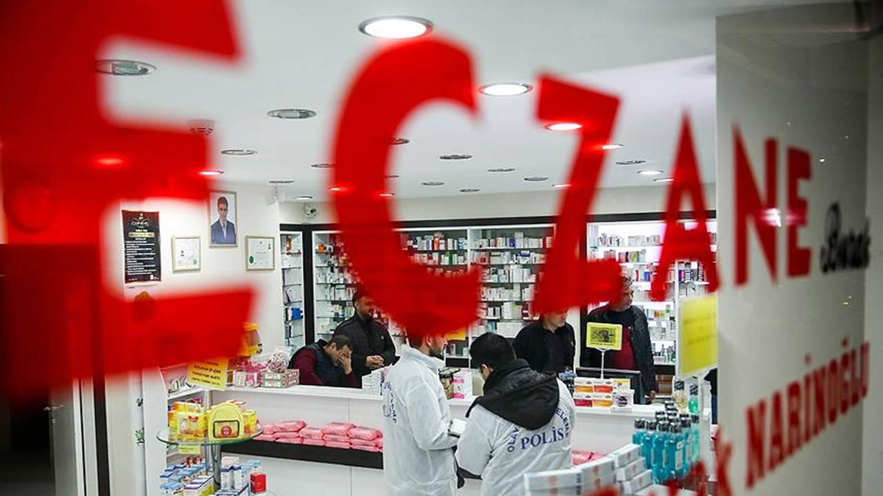 Türk Eczacıları Birliği 2. Başkanı Güven'in eczanesine kundaklama girişimi: 'Yetkilileri göreve davet ediyoruz!'