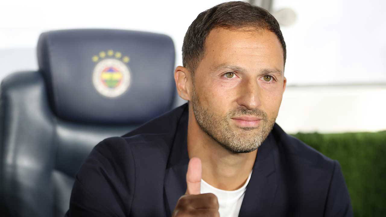 Domenico Tedesco takımdan memnun! 'Birçok konuda ilerledik'