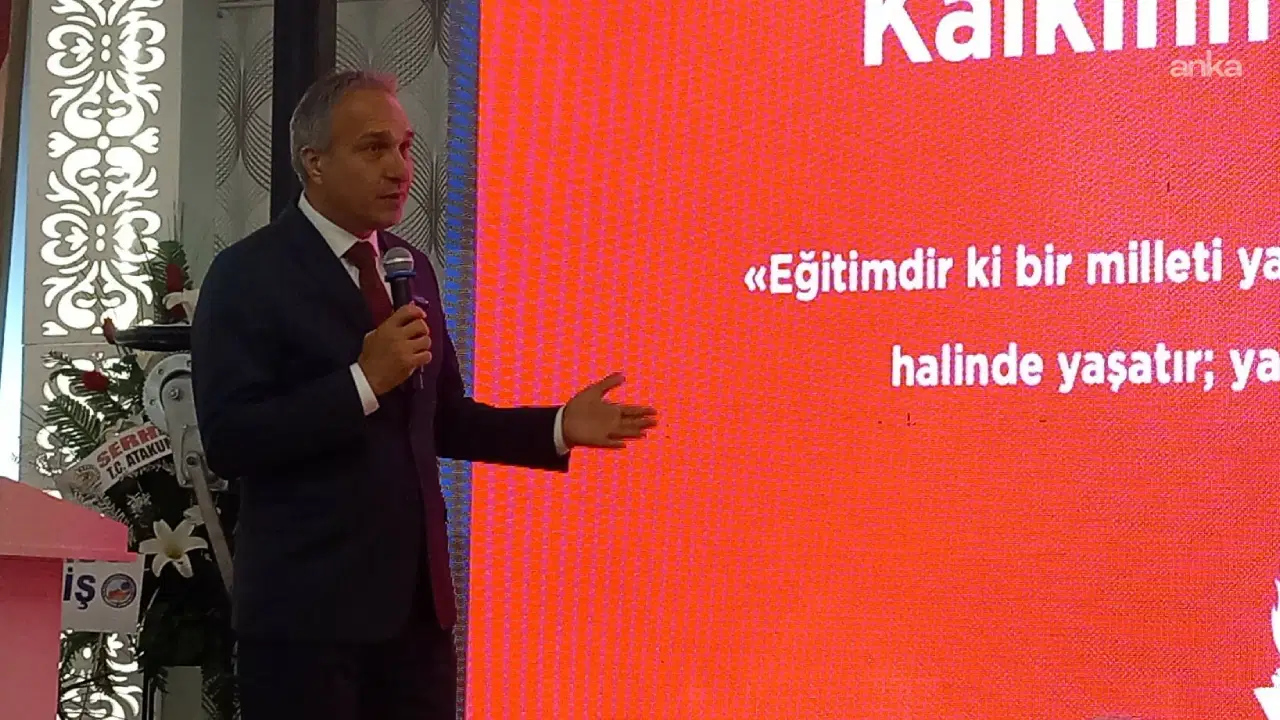 CHP'li Özçağdaş: '200 bin öğretmen geçici işçi gibi çalışıyor'