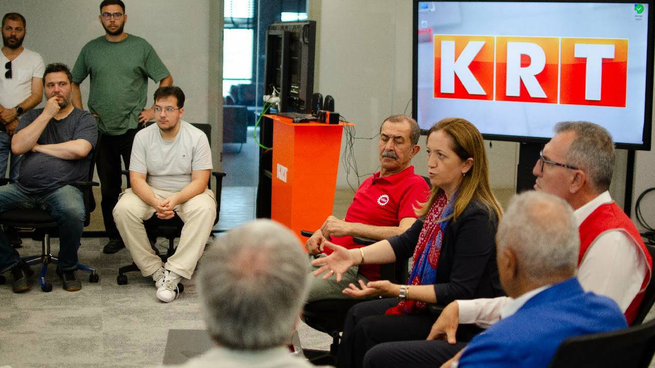DİSK Başkanı Çerkezoğlu'ndan KRT TV emekçilerine ziyaret!