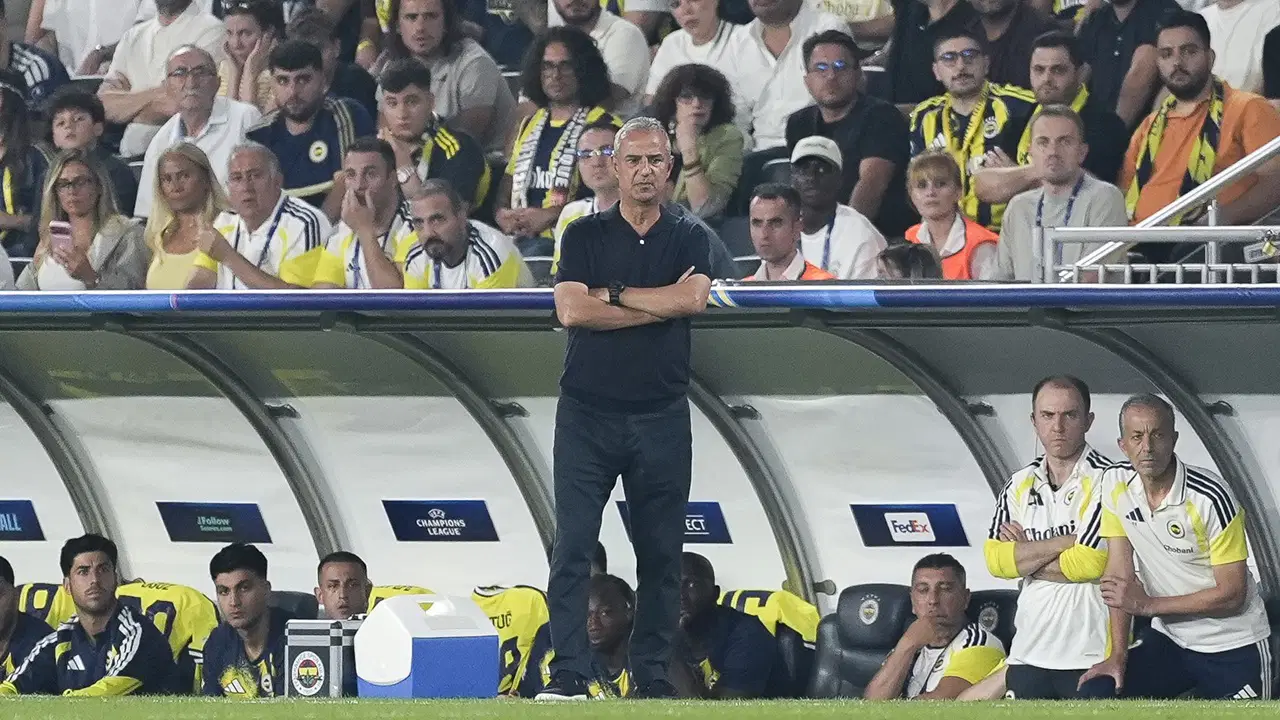 Rıdvan Dilmen'den flaş İsmail Kartal iddiası: 'Kendi karar alamıyor'